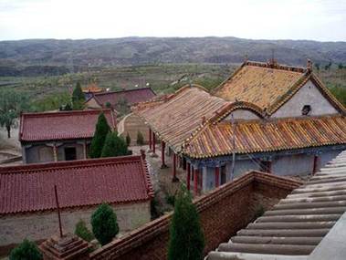 村民集资20万修“毛主席庙” 称可保国泰民安