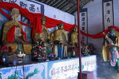 村民集资20万修“毛主席庙” 称可保国泰民安