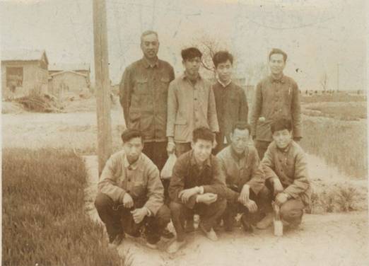 http://nankaioverseas.net/NKAlumni/LiuQingbo/1-4ClearTeam.jpg