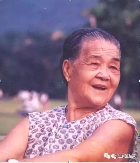 http://mmbiz.qpic.cn/mmbiz_jpg/pLj2s01FCLu6jh7KSJgfFWicmGbSGcDAuuoVXjHCj6hVPckP52wakqTecXib5sN7SUrrSc8d5SYRdI40XTeBlJQg/640?wx_fmt=jpeg&wxfrom=5